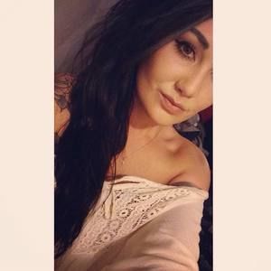 Meet your Posher, Ashlee